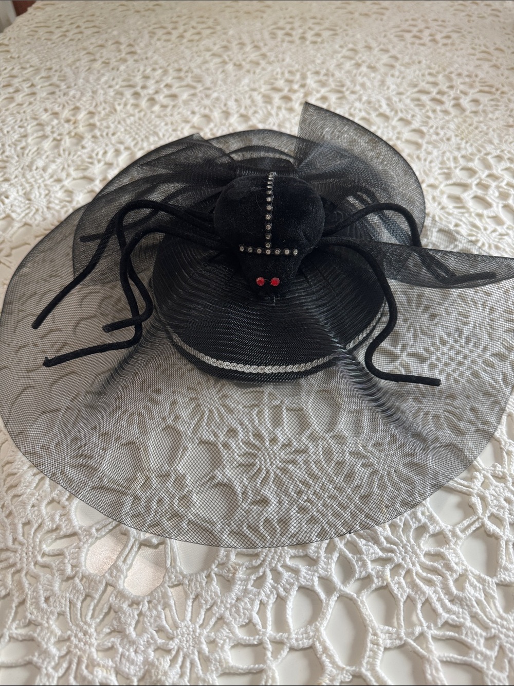 Black Spider Accent Fascinator Hat - Unbranded - Picture 1 of 6
